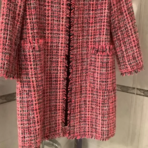 Coat - Picture 3 of 4